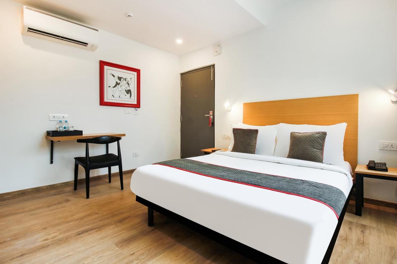 Oyo Townhouse 600 Gangothri Hotel Secunderabad ภายนอก รูปภาพ