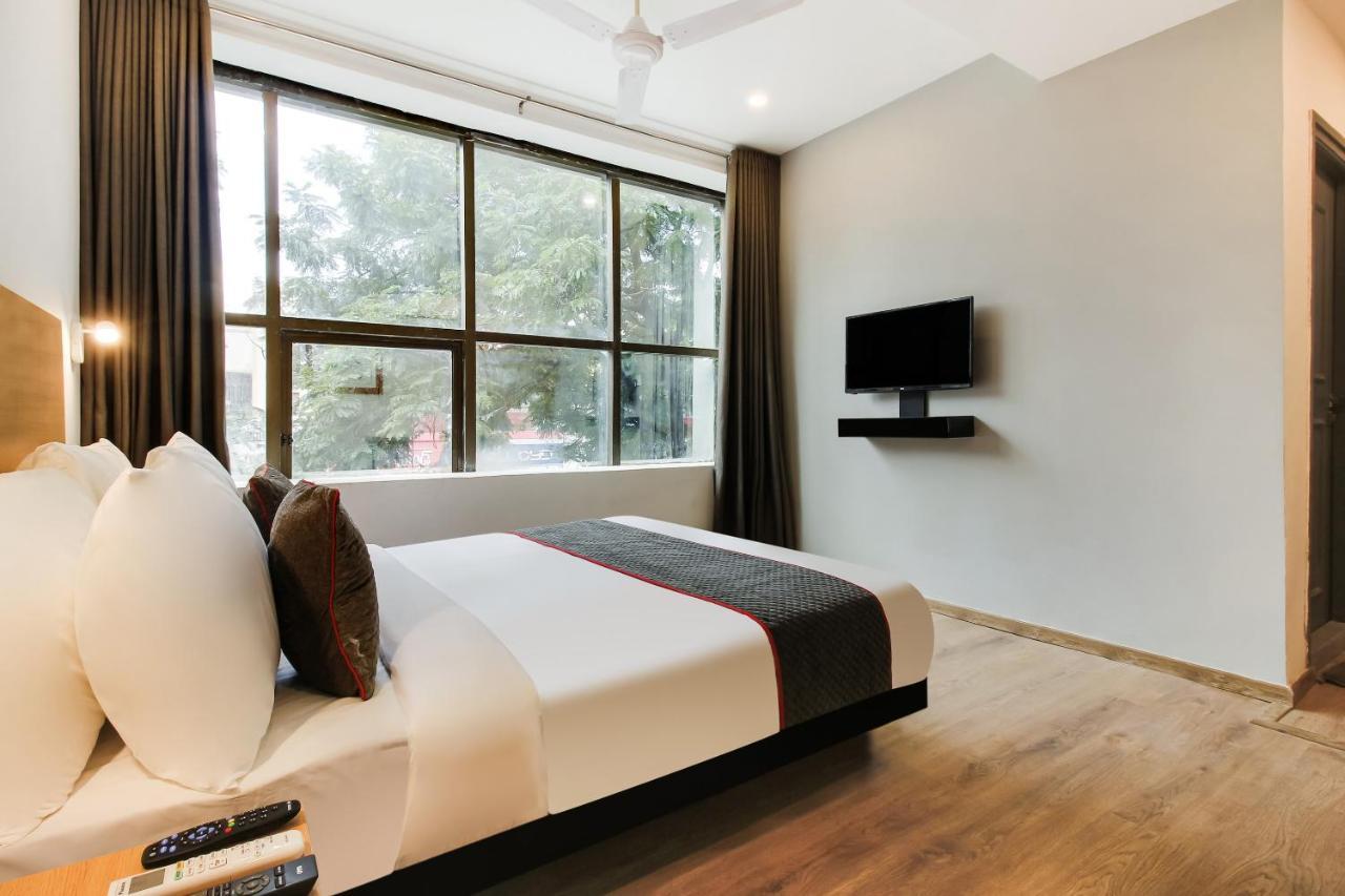 Oyo Townhouse 600 Gangothri Hotel Secunderabad ภายนอก รูปภาพ