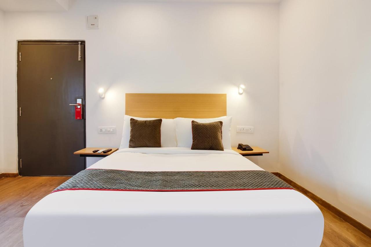 Oyo Townhouse 600 Gangothri Hotel Secunderabad ภายนอก รูปภาพ