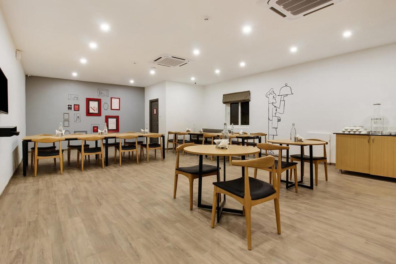 Oyo Townhouse 600 Gangothri Hotel Secunderabad ภายนอก รูปภาพ