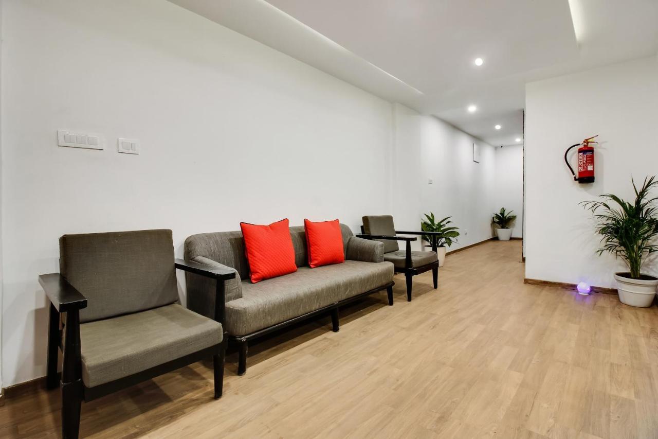Oyo Townhouse 600 Gangothri Hotel Secunderabad ภายนอก รูปภาพ
