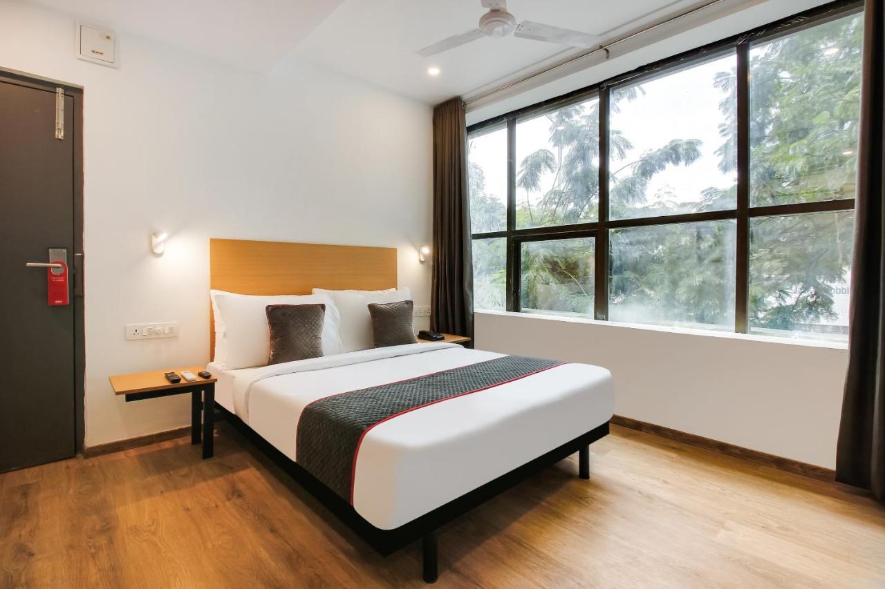 Oyo Townhouse 600 Gangothri Hotel Secunderabad ภายนอก รูปภาพ
