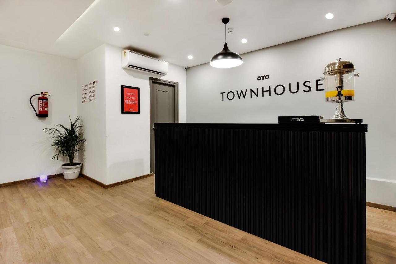 Oyo Townhouse 600 Gangothri Hotel Secunderabad ภายนอก รูปภาพ