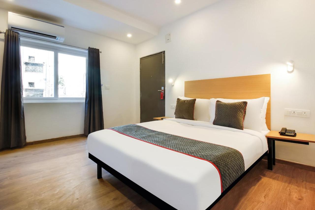 Oyo Townhouse 600 Gangothri Hotel Secunderabad ภายนอก รูปภาพ